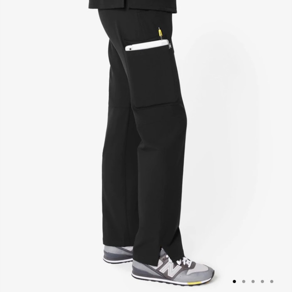 Figs kade cargo scrub pants. L/P